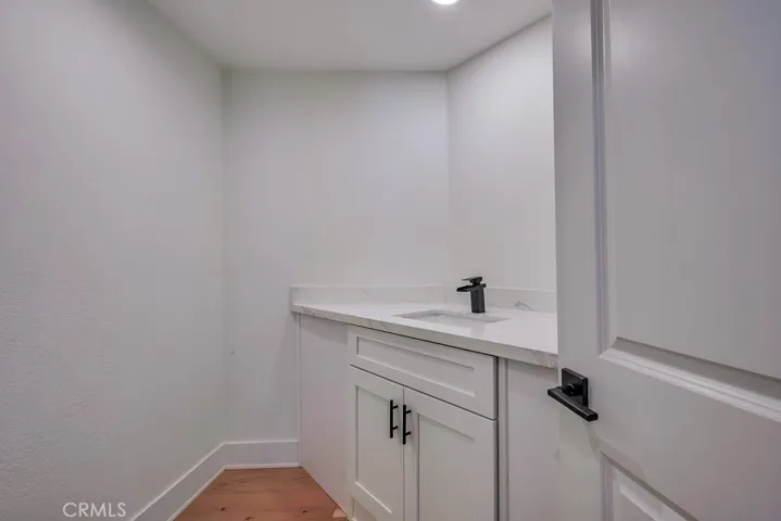 21975 Strawberry Lane, Canyon Lake, California 92587