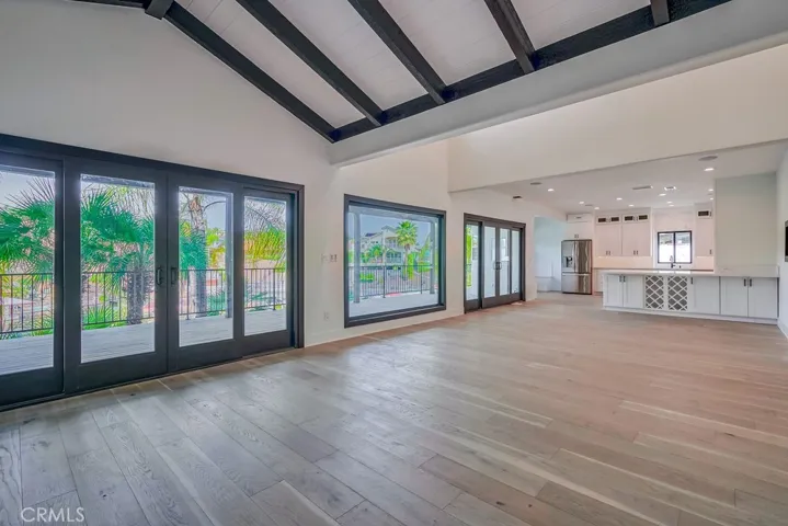 21975 Strawberry Lane, Canyon Lake, California 92587