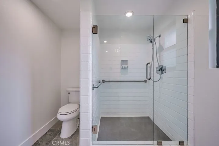 21975 Strawberry Lane, Canyon Lake, California 92587