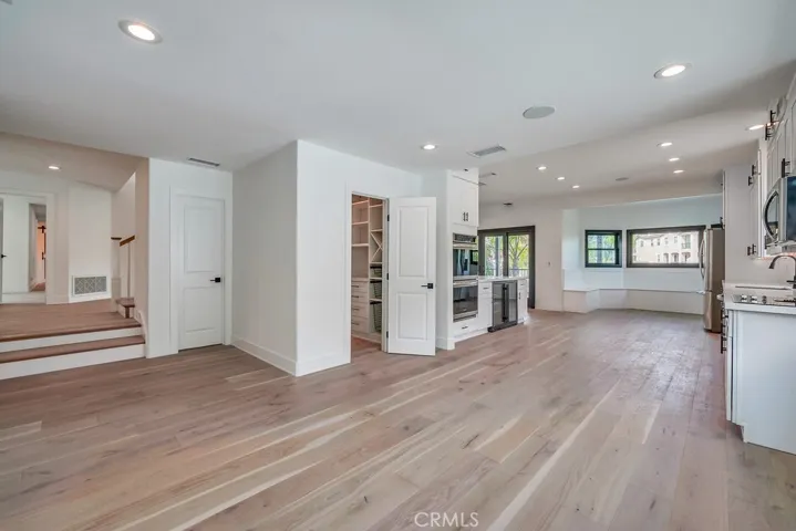21975 Strawberry Lane, Canyon Lake, California 92587