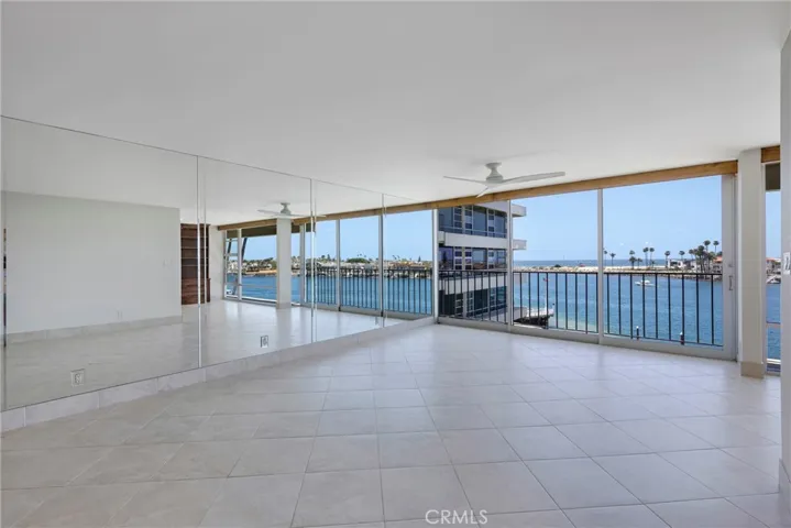 2525 Ocean Boulevard 4f, Corona Del Mar, California 92625