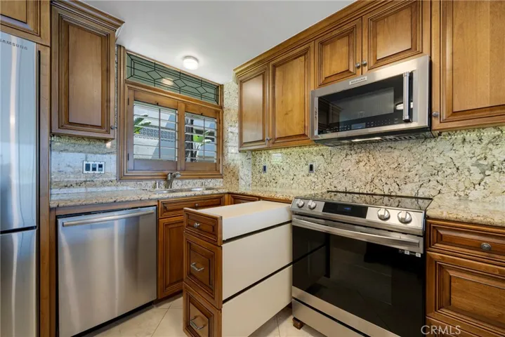2525 Ocean Boulevard 4f, Corona Del Mar, California 92625