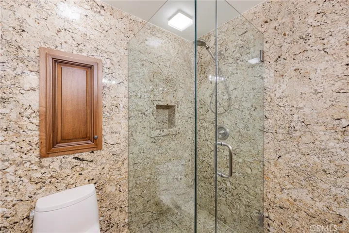 2525 Ocean Boulevard 4f, Corona Del Mar, California 92625