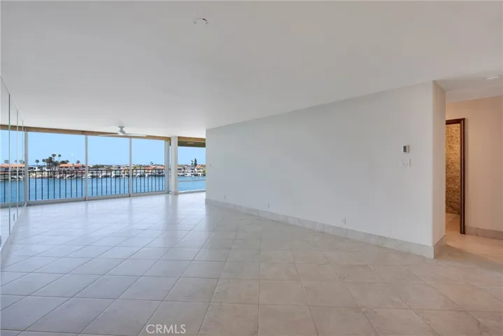 2525 Ocean Boulevard 4f, Corona Del Mar, California 92625