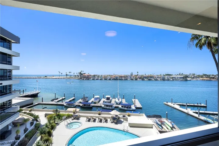 2525 Ocean Boulevard 4f, Corona Del Mar, California 92625