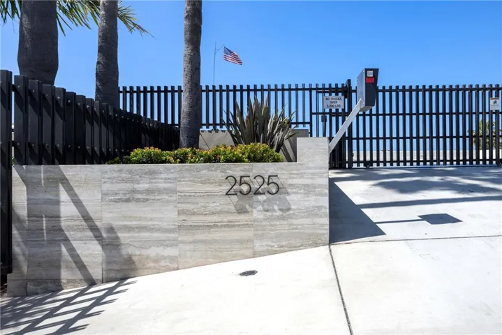 2525 Ocean Boulevard 4f, Corona Del Mar, California 92625