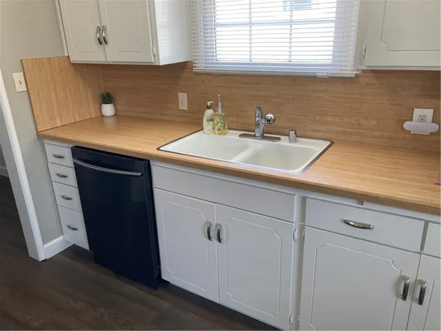2929 N Lincoln Street, Burbank, California 91504