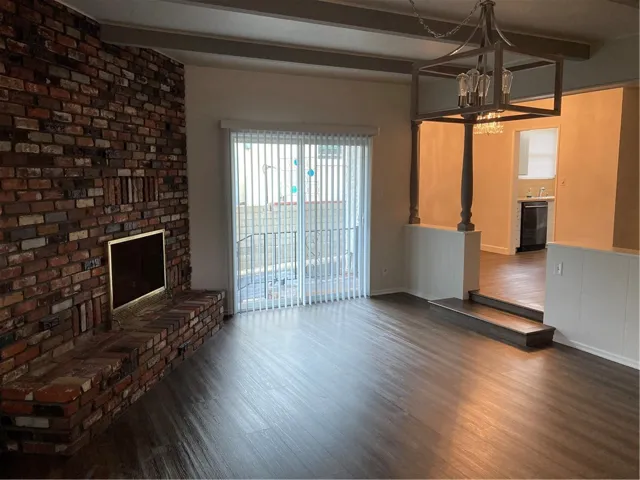 2929 N Lincoln Street, Burbank, California 91504