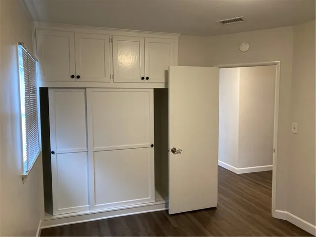 2929 N Lincoln Street, Burbank, California 91504