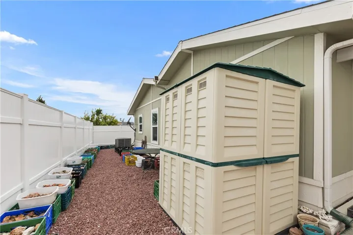 Shed