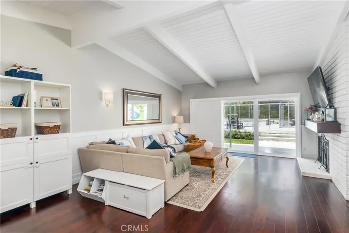 5943 Neddy Avenue, Woodland Hills, California 91367
