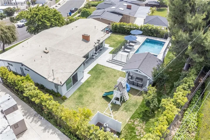 5943 Neddy Avenue, Woodland Hills, California 91367