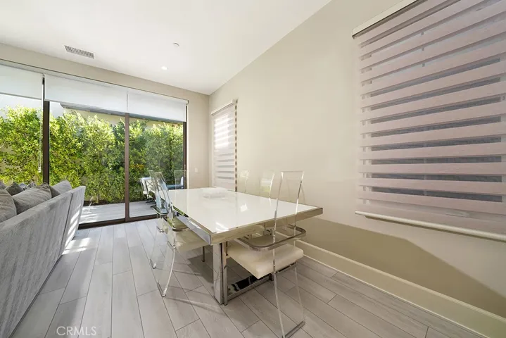 208 Villa Ridge, Irvine, California 92620