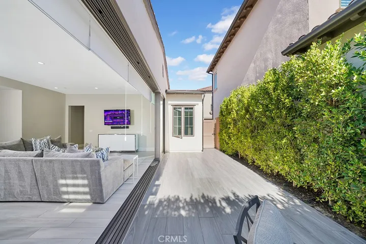 208 Villa Ridge, Irvine, California 92620