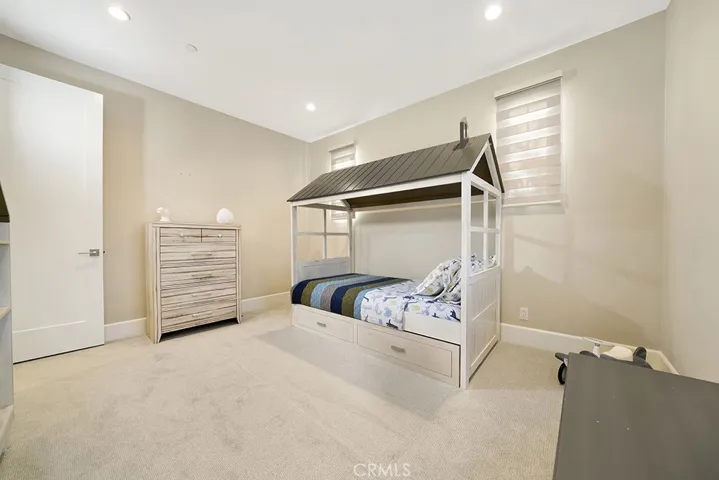 208 Villa Ridge, Irvine, California 92620