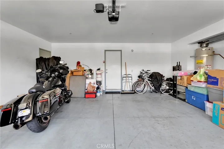 6055 Medinah Street, Fontana, California 92336