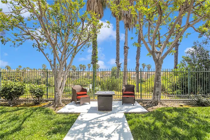 6055 Medinah Street, Fontana, California 92336
