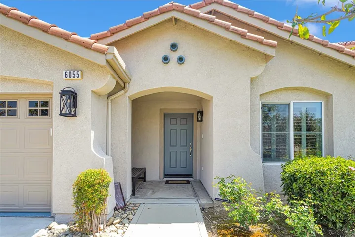 6055 Medinah Street, Fontana, California 92336