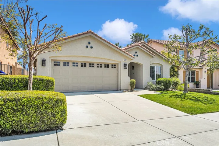 6055 Medinah Street, Fontana, California 92336