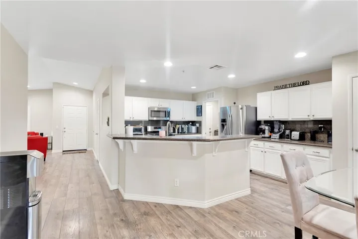 6055 Medinah Street, Fontana, California 92336