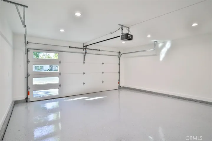 5810 Mammoth Avenue, Valley Glen, California 91401