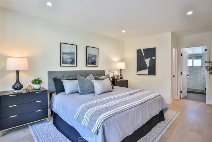 5810 Mammoth Avenue, Valley Glen, California 91401