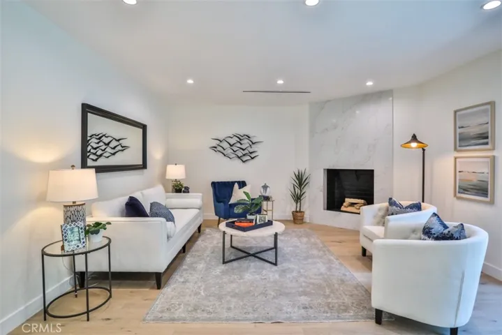 5810 Mammoth Avenue, Valley Glen, California 91401