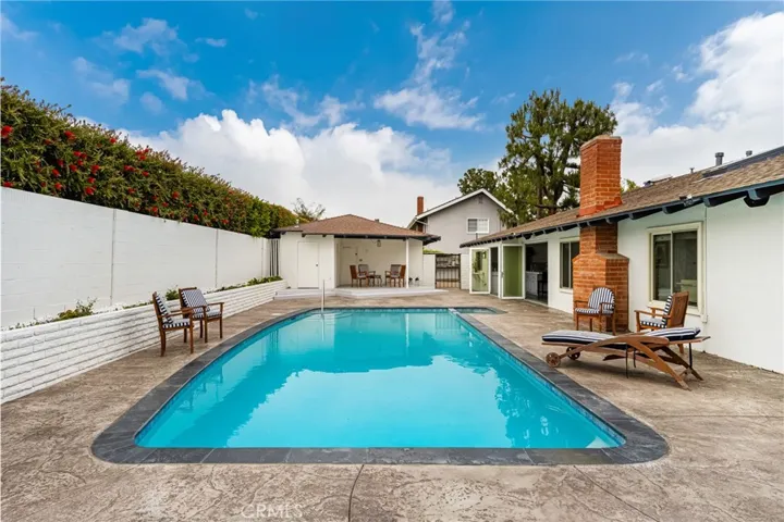 18961 Castlegate Lane, Santa Ana, California 92705