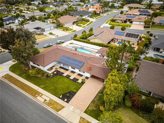 18961 Castlegate Lane, Santa Ana, California 92705