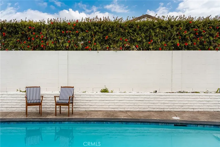 18961 Castlegate Lane, Santa Ana, California 92705