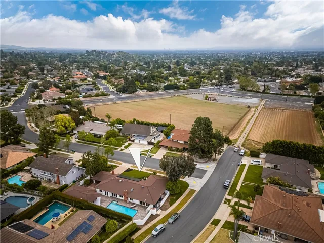 18961 Castlegate Lane, Santa Ana, California 92705