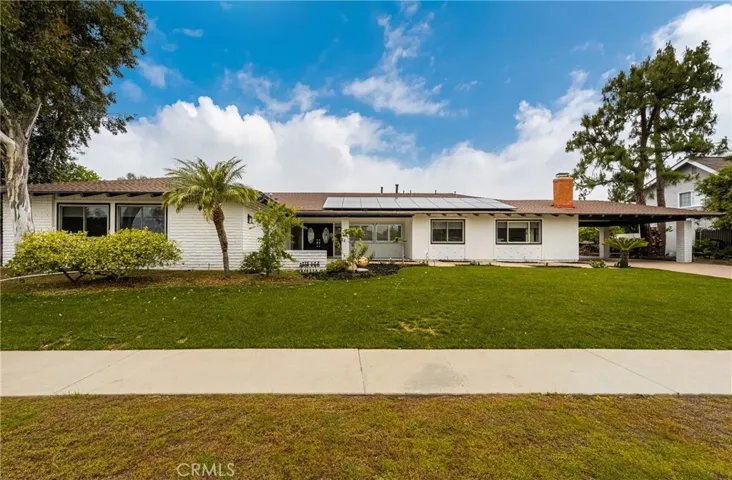 18961 Castlegate Lane, Santa Ana, California 92705