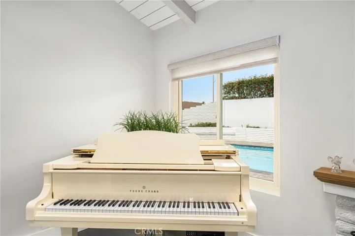 18961 Castlegate Lane, Santa Ana, California 92705