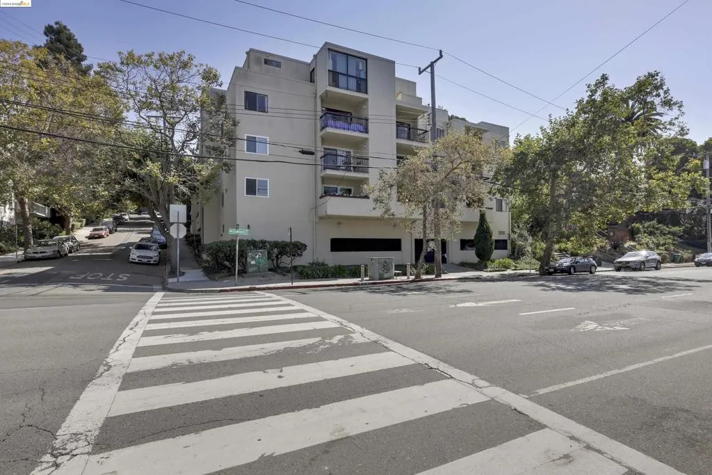 155 Pearl Street 308, Oakland, California 94611 home-pic-37