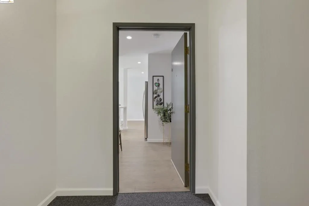 155 Pearl Street 308, Oakland, California 94611 home-pic-20