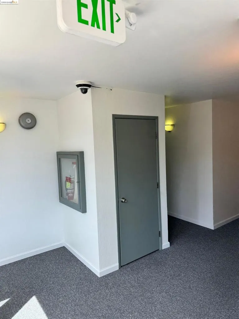 155 Pearl Street 308, Oakland, California 94611 home-pic-33
