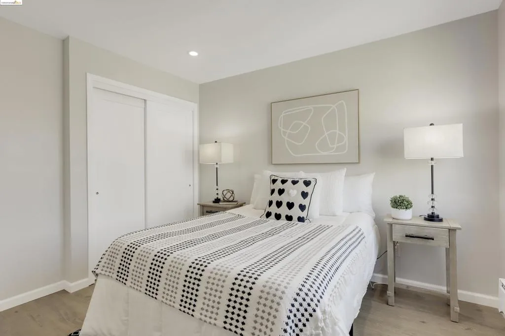 155 Pearl Street 308, Oakland, California 94611 home-pic-13