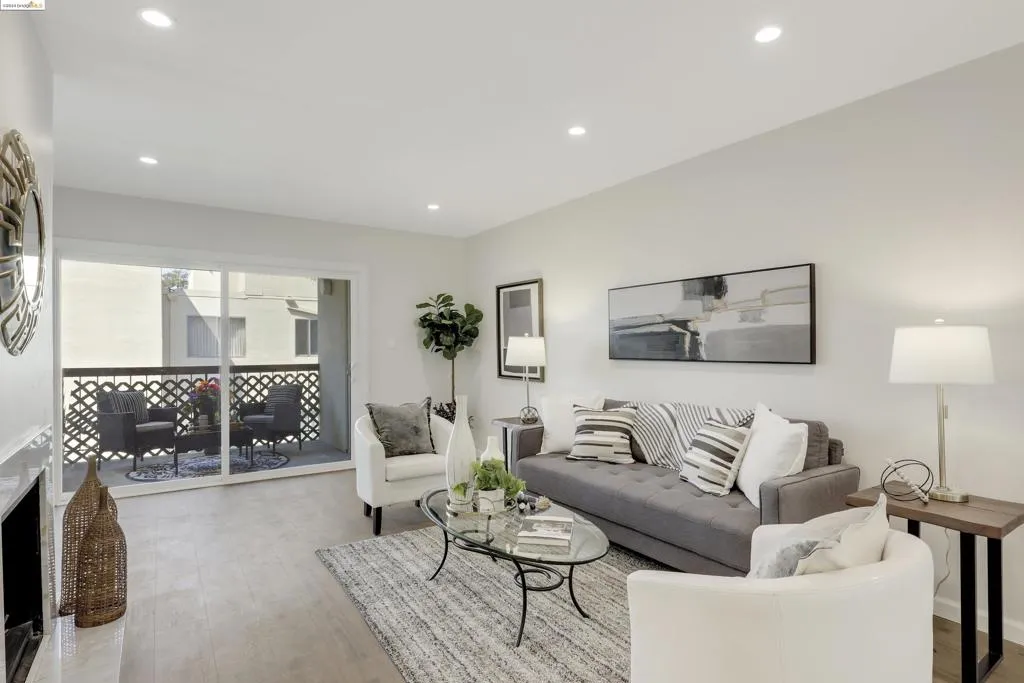155 Pearl Street 308, Oakland, California 94611 home-pic-22