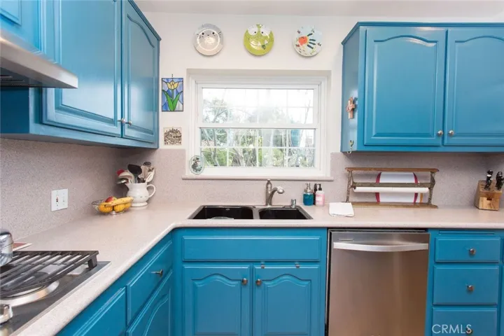1101 W Fern Drive, Fullerton, California 92833