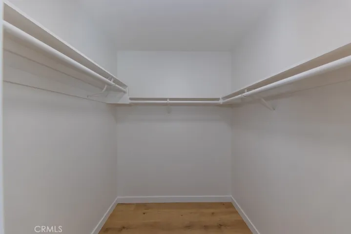 walk in closet