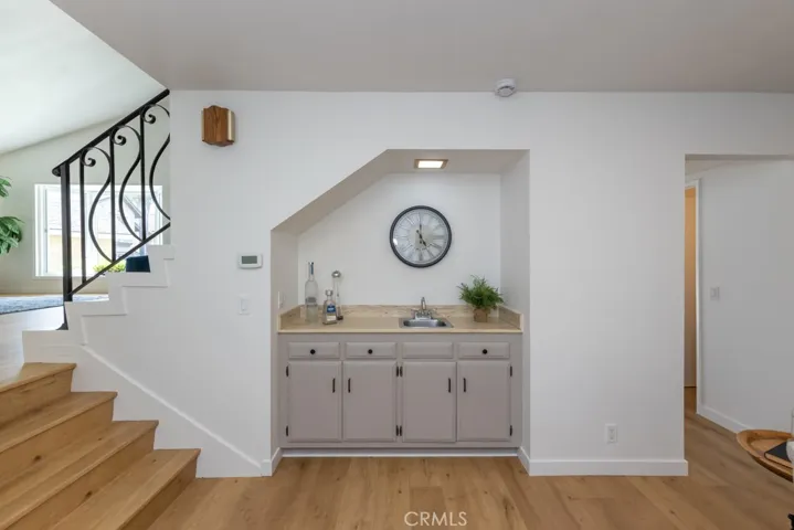 Wet bar