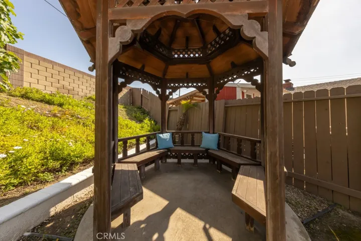 Nice relaxinig gazebo