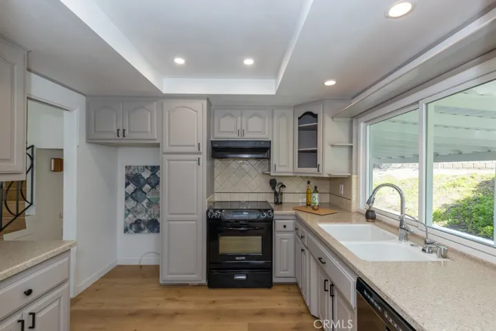 Beautiful cabinets