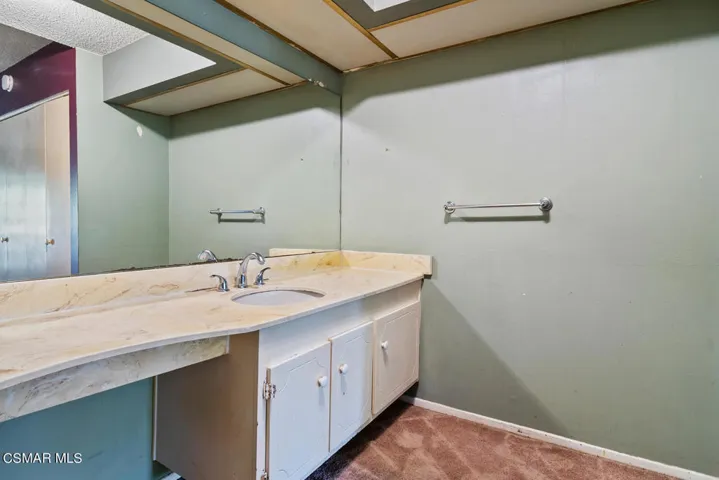 2629 Lee St Simi Valley CA-large-025-025