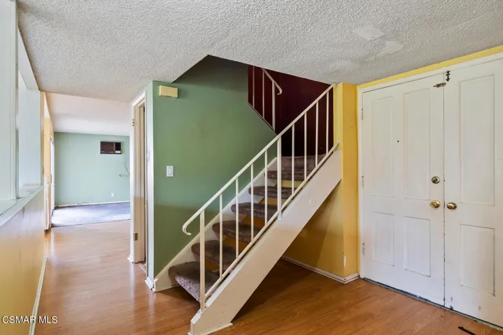2629 Lee St Simi Valley CA-large-019-019