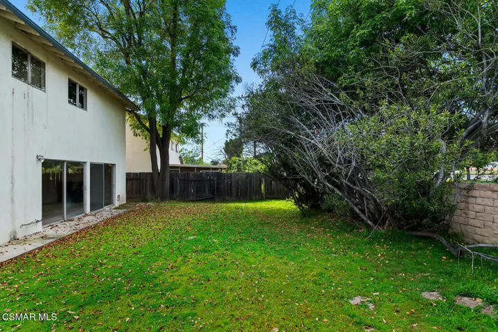 2629 Lee St Simi Valley CA-large-036-022