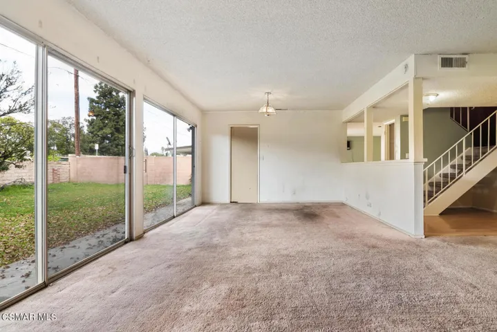 2629 Lee St Simi Valley CA-large-008-030