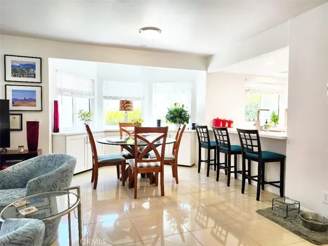 305 E Via Escuela 115, Palm Springs, California 92262