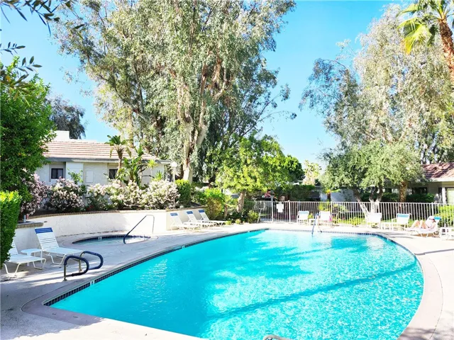 305 E Via Escuela 115, Palm Springs, California 92262