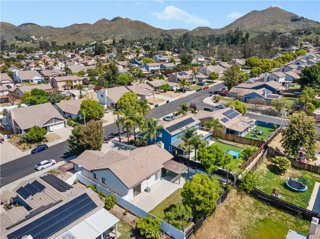 33692 Great Falls Road, Wildomar, California 92595